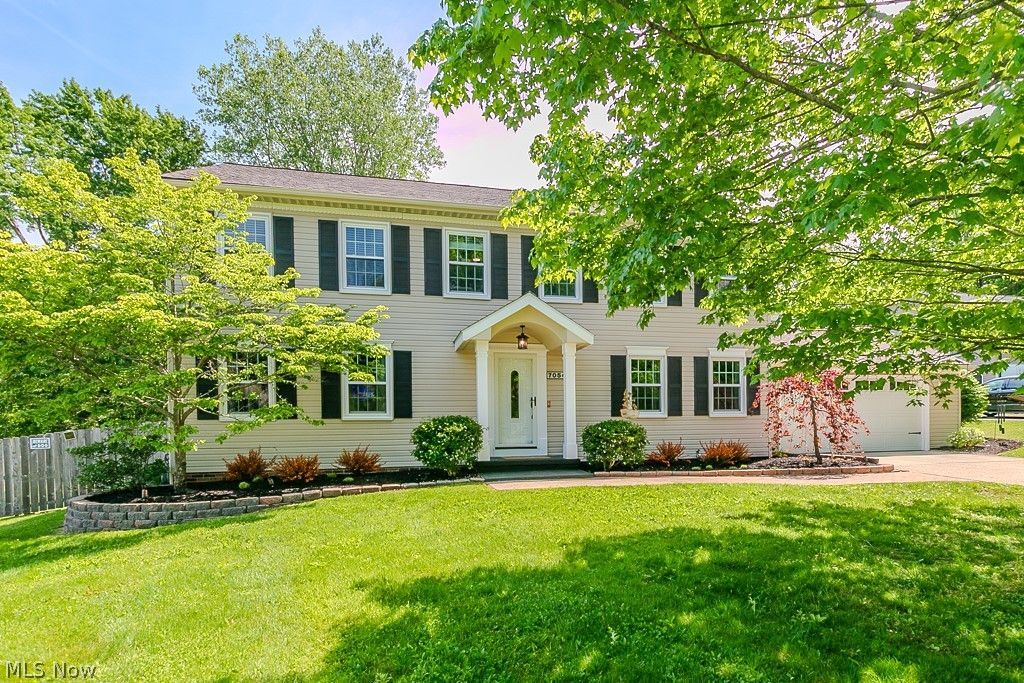 7054 Bentley Place , Concord Township, OH 44077 Main Photo