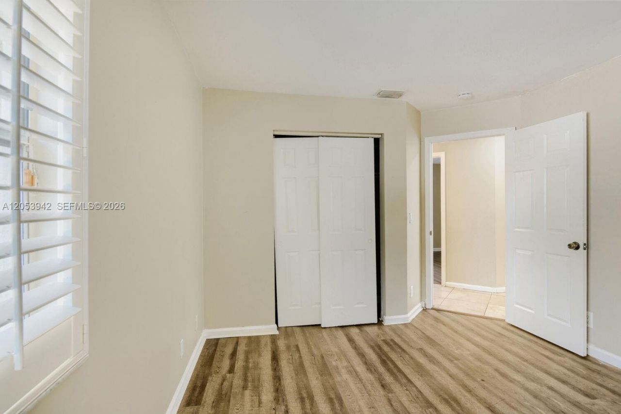 4433 NW 67th Ave, Coral Springs, FL 33067 Photo