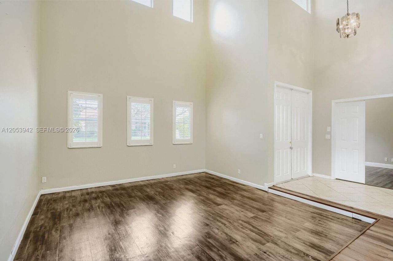 4433 NW 67th Ave, Coral Springs, FL 33067 Photo