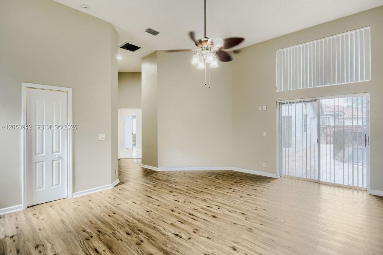 4433 NW 67th Ave, Coral Springs, FL 33067 Photo