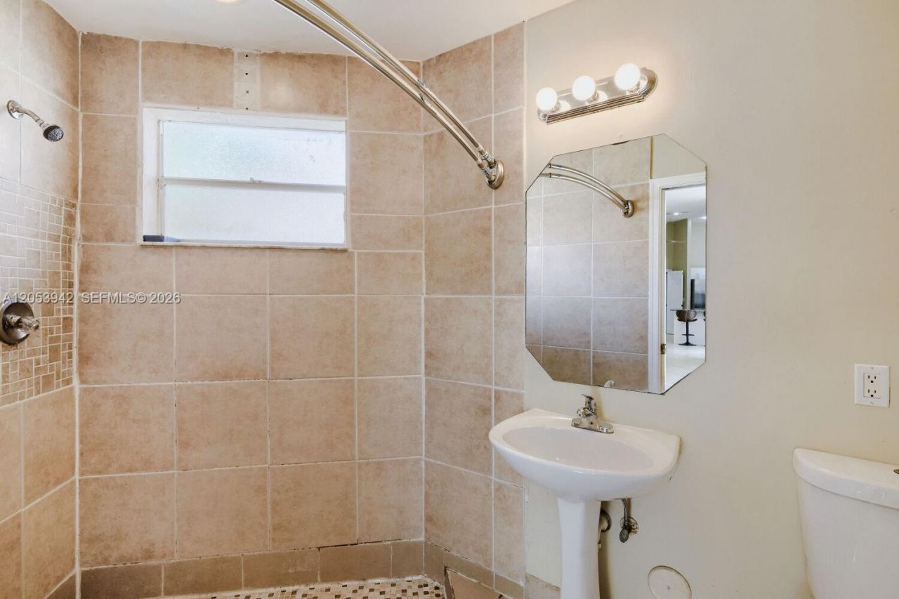 4433 NW 67th Ave, Coral Springs, FL 33067 Photo