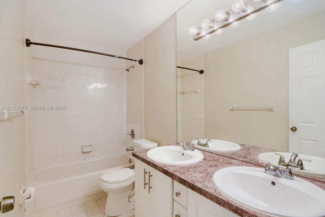 4433 NW 67th Ave, Coral Springs, FL 33067 Photo