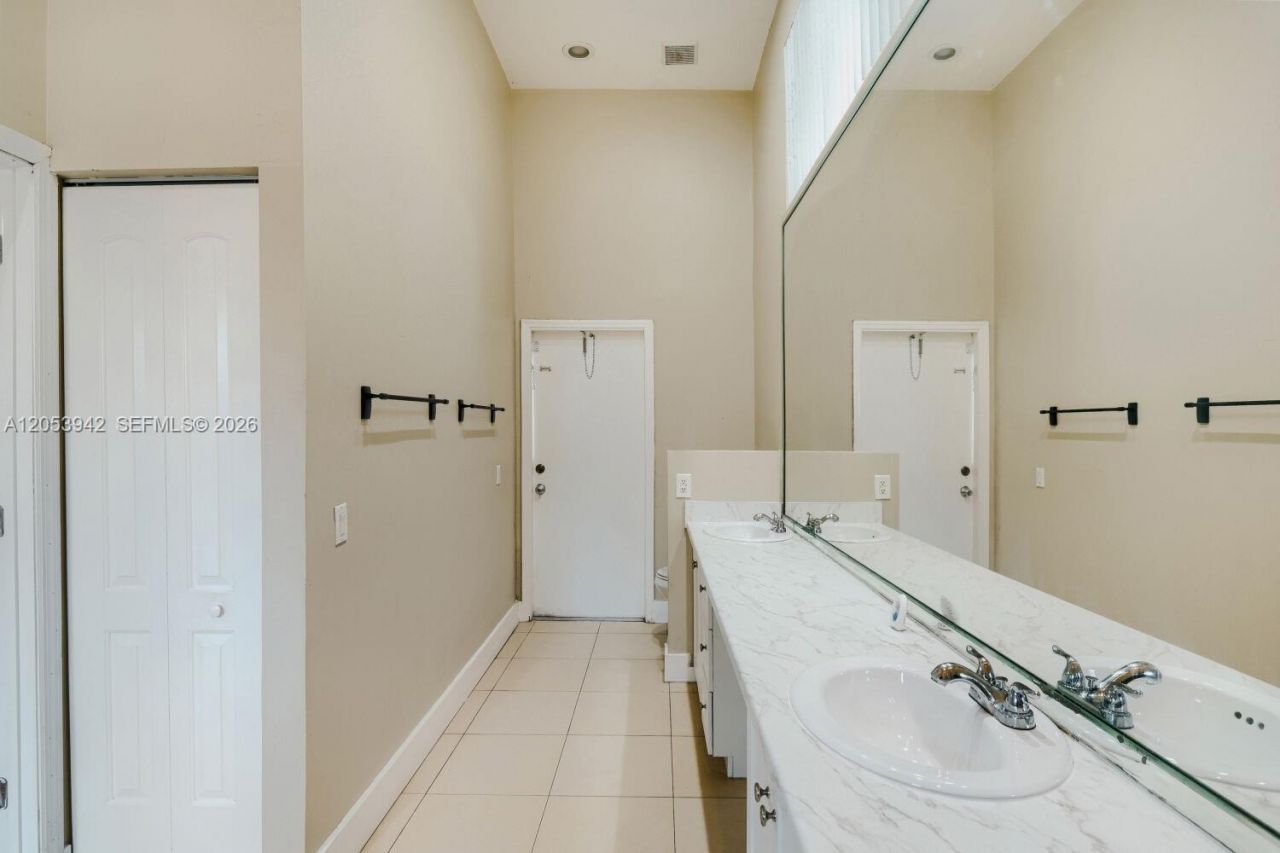 4433 NW 67th Ave, Coral Springs, FL 33067 Photo