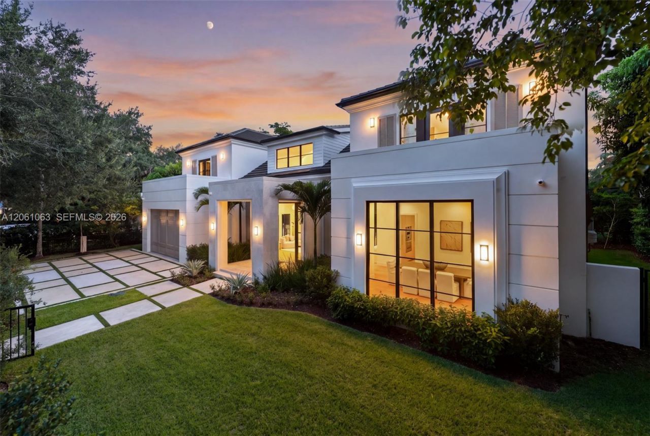 1220 S Alhambra Cir, Coral Gables, FL 33146 Photo