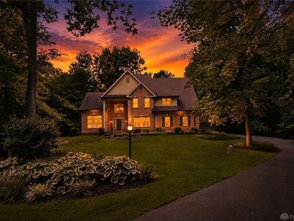2054 Winding Brook Way, Xenia, OH 45385