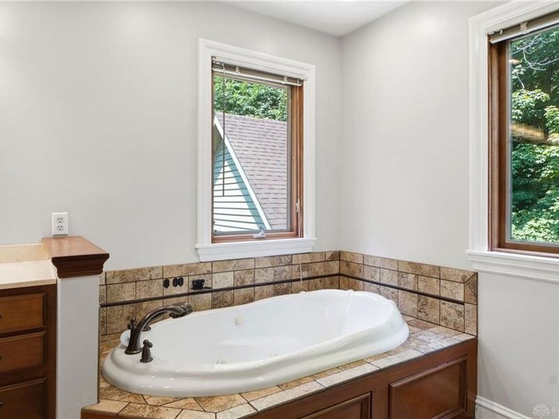 2054 Winding Brook Way, Xenia, OH 45385 Photo 34
