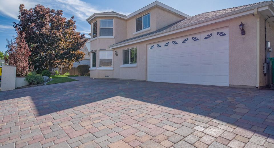 2296 Oak Ridge Drive, Carson City, NV 89703 Photo