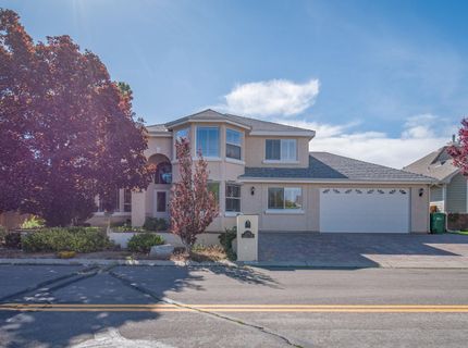 2296 Oak Ridge Drive, Carson City, NV 89703 Photo