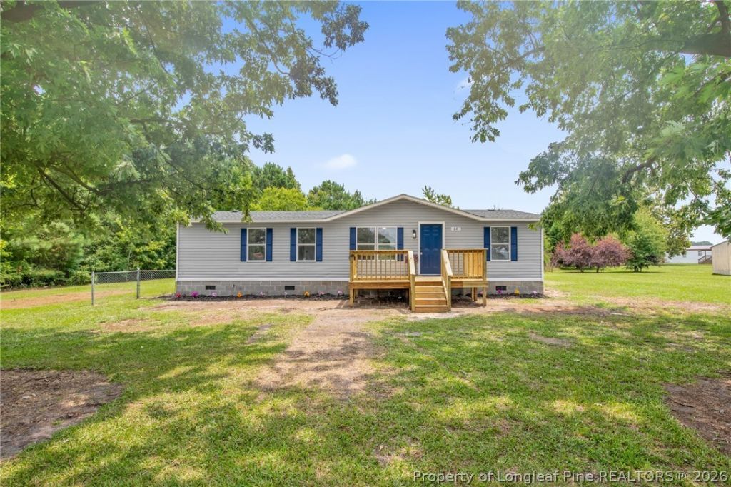 64 Outfield Drive, Bladenboro, NC 28320 Main Photo