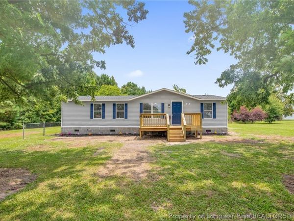 64 Outfield Drive, Bladenboro, NC 28320