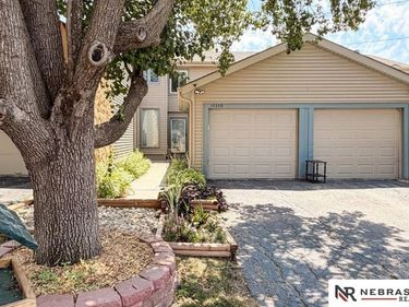 15359 Mason Plaza, Omaha, NE 68154