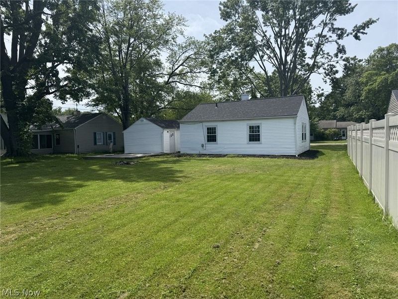 5003 Wake Robin Road, Mentor, OH 44060 Photo 5