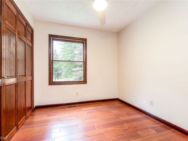 34300 Pettibone Road, Solon, OH 44139 Photo 16