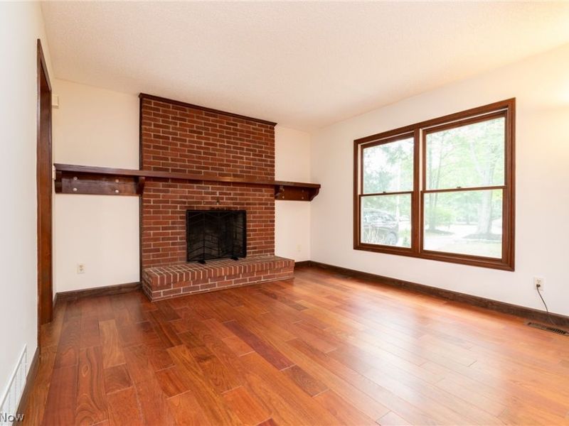34300 Pettibone Road, Solon, OH 44139 Photo 5