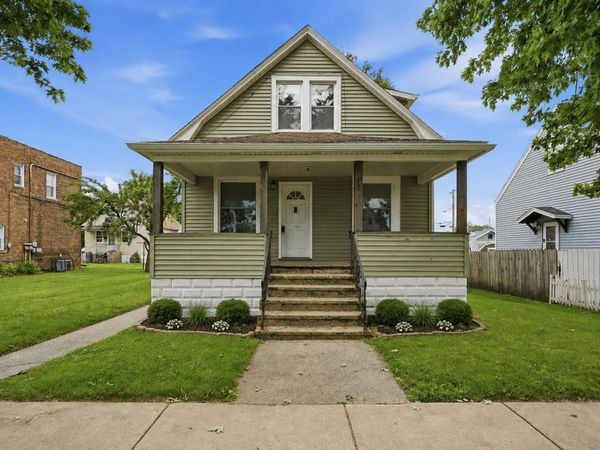 237 E 142nd Street, Hammond, IN 46327