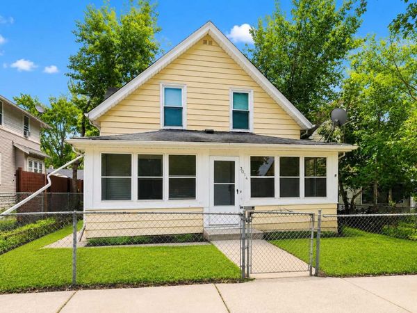 3014 Russell Avenue N, Minneapolis, MN 55411