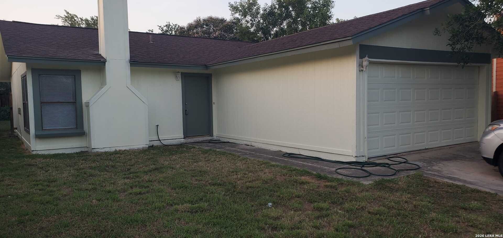 5827 Hawaiian Cv, San Antonio, TX 78242 Main Photo