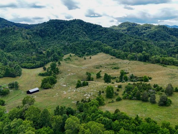 156 Shelleys Road, Bristol, VA 24202