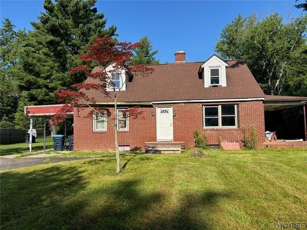 3520 Stony Point Road , Grand Island, NY 14072