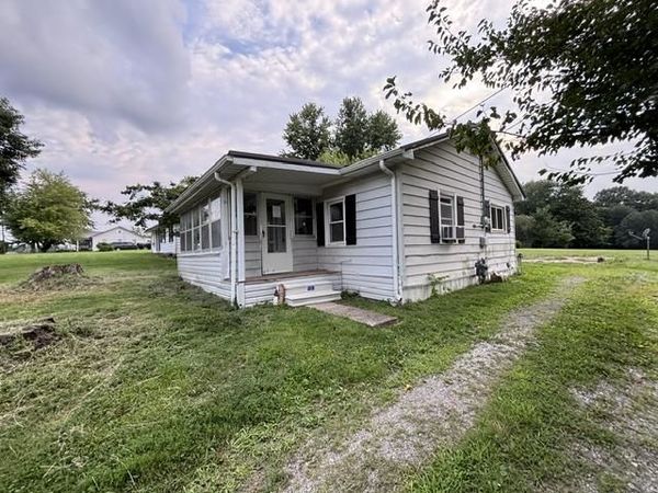 211 Boggess Avenue , Greenville, KY 42345