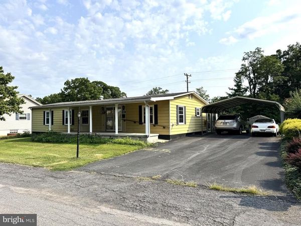 50 RANDALL DRIVE , MILROY, PA 17063