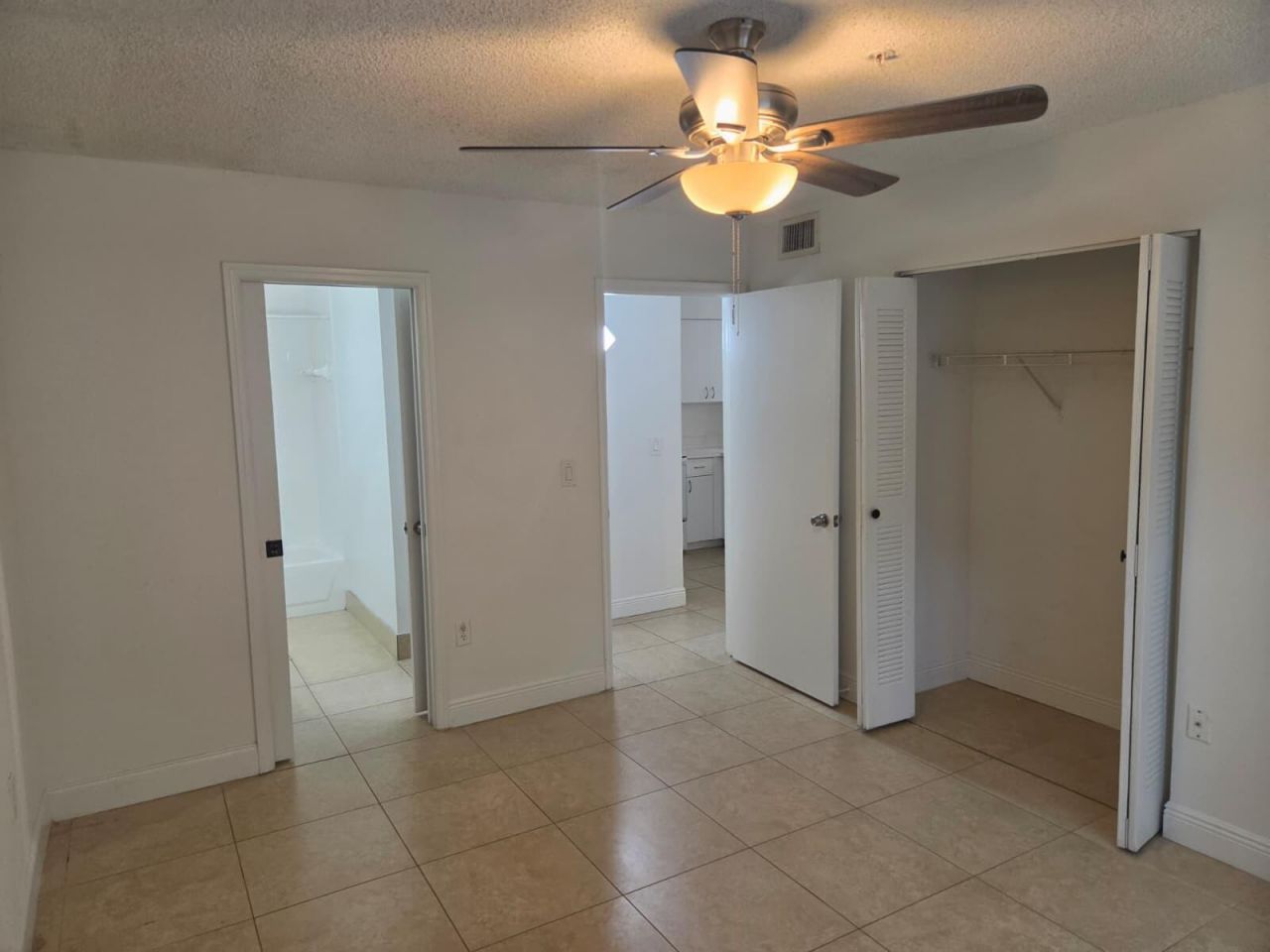 12130 Saint Andrews Place, Unit 207, Miramar, FL 33025 Photo