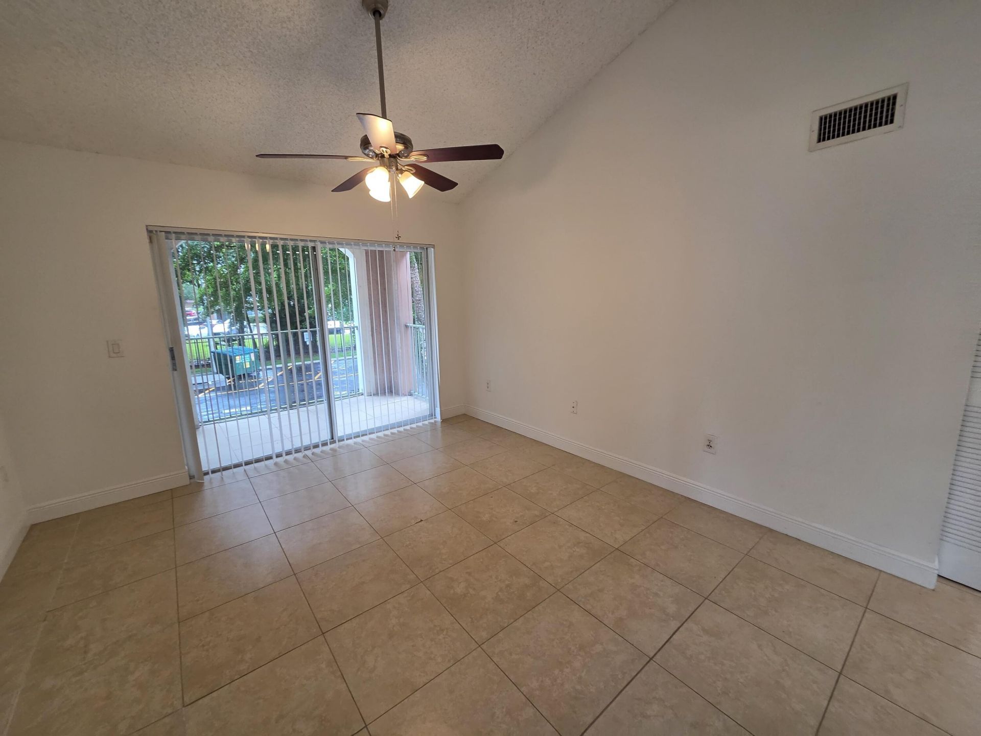 12130 Saint Andrews Place, Unit 207, Miramar, FL 33025 Photo