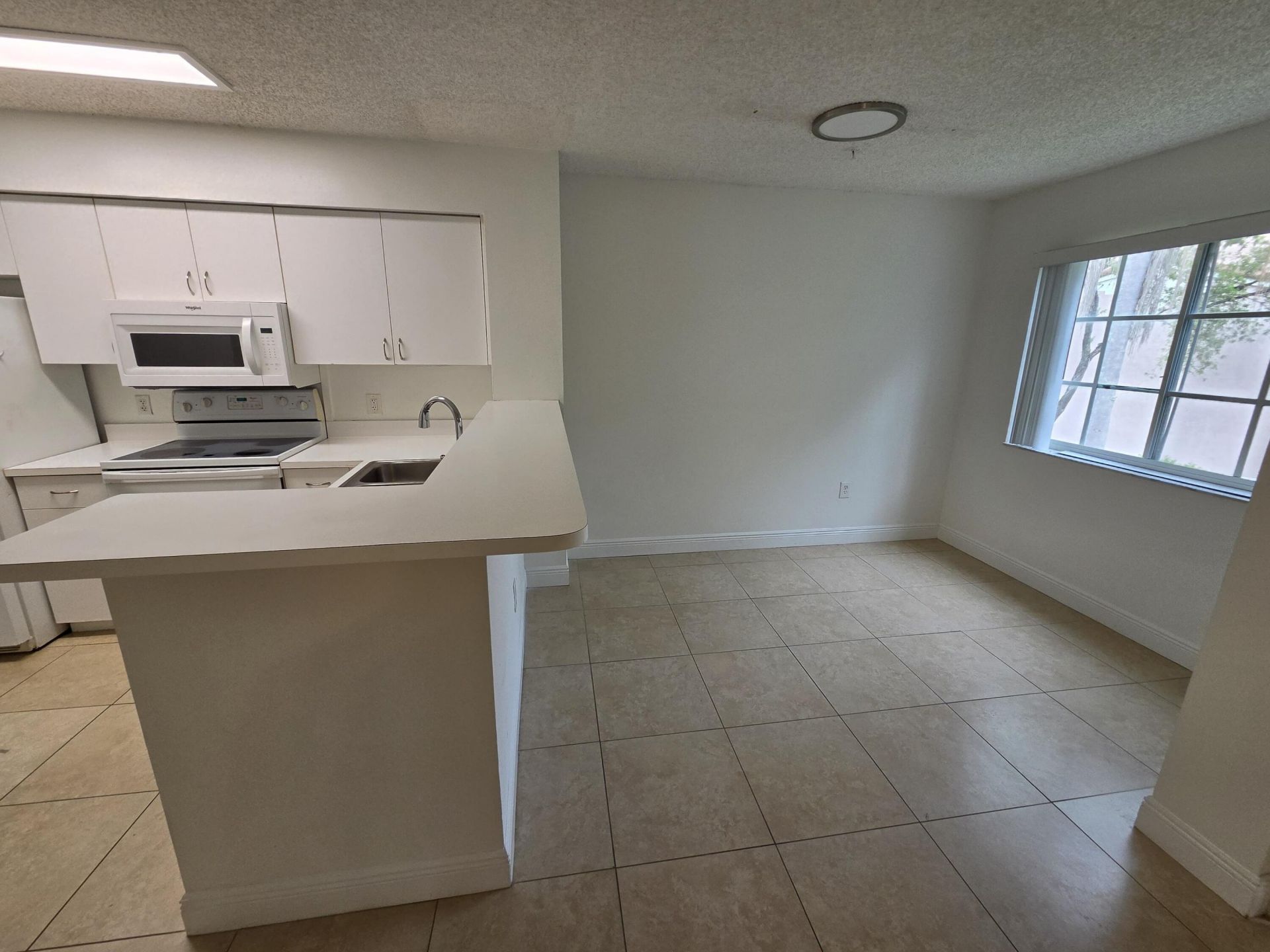 12130 Saint Andrews Place, Unit 207, Miramar, FL 33025 Photo