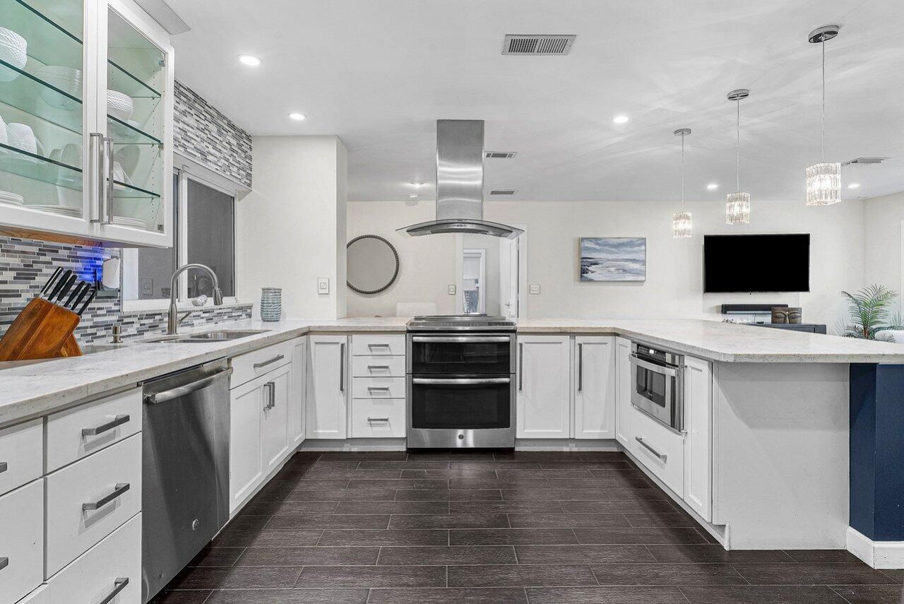 855 Berkeley Street, Boca Raton, FL 33487 Photo