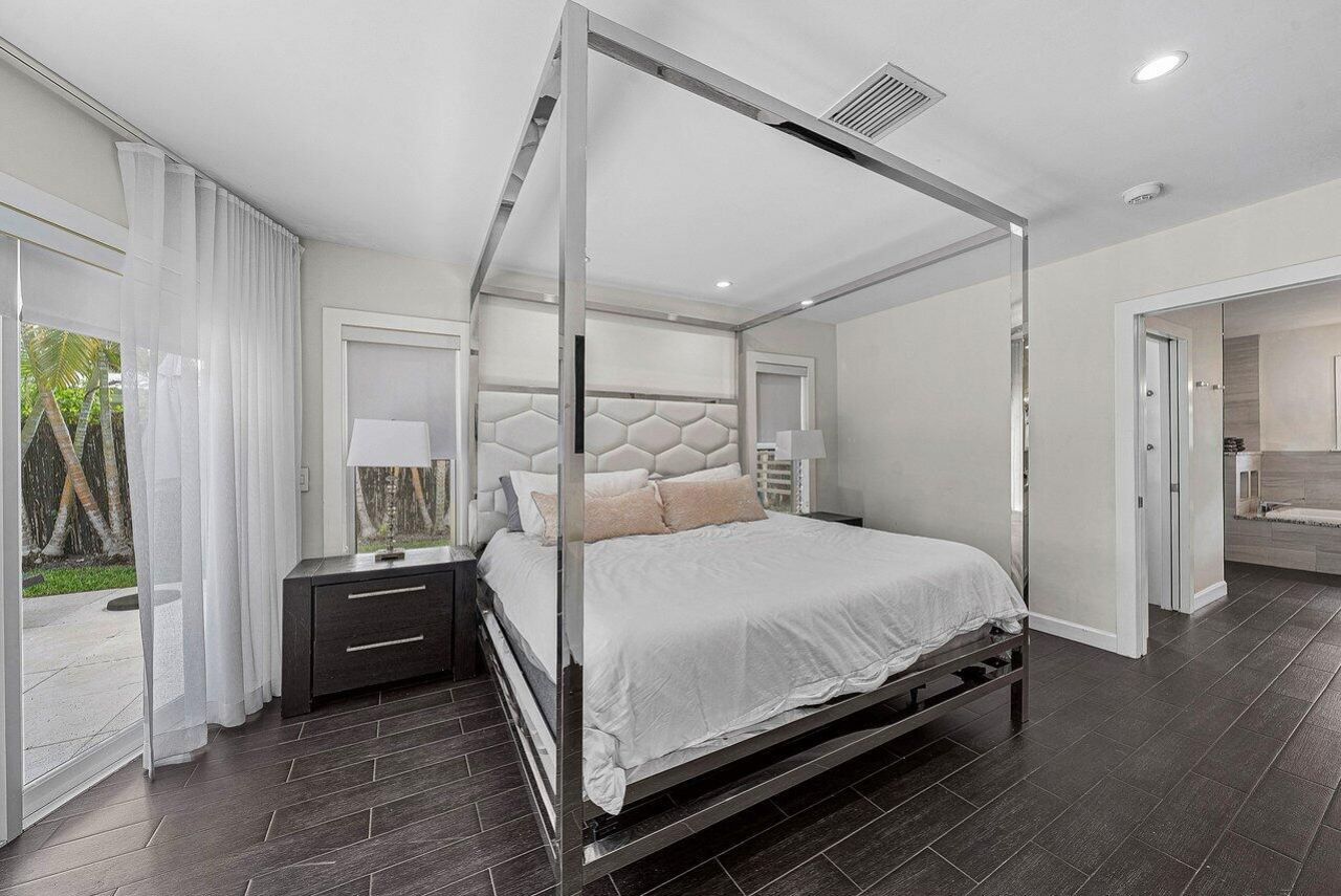 855 Berkeley Street, Boca Raton, FL 33487 Photo