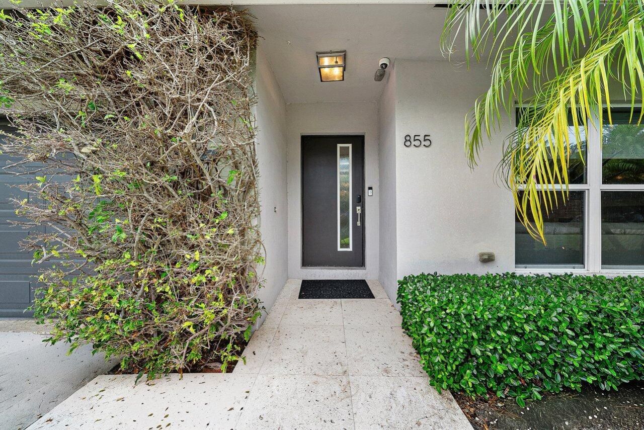 855 Berkeley Street, Boca Raton, FL 33487 Photo