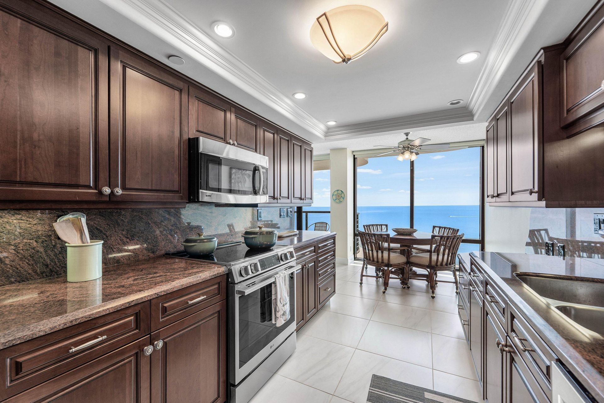 250 S Ocean Boulevard, Unit 8F, Boca Raton, FL 33432 Photo