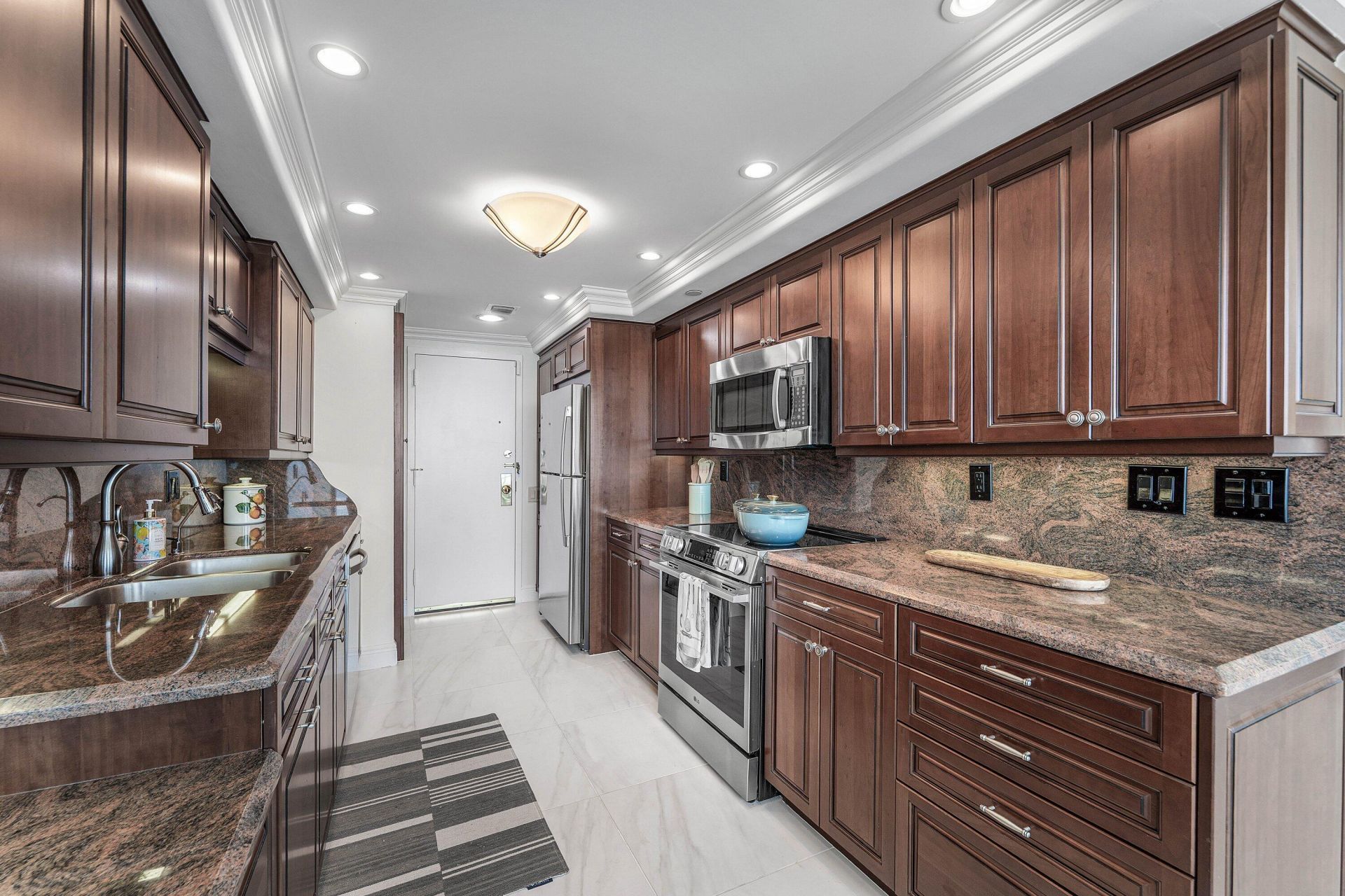 250 S Ocean Boulevard, Unit 8F, Boca Raton, FL 33432 Photo
