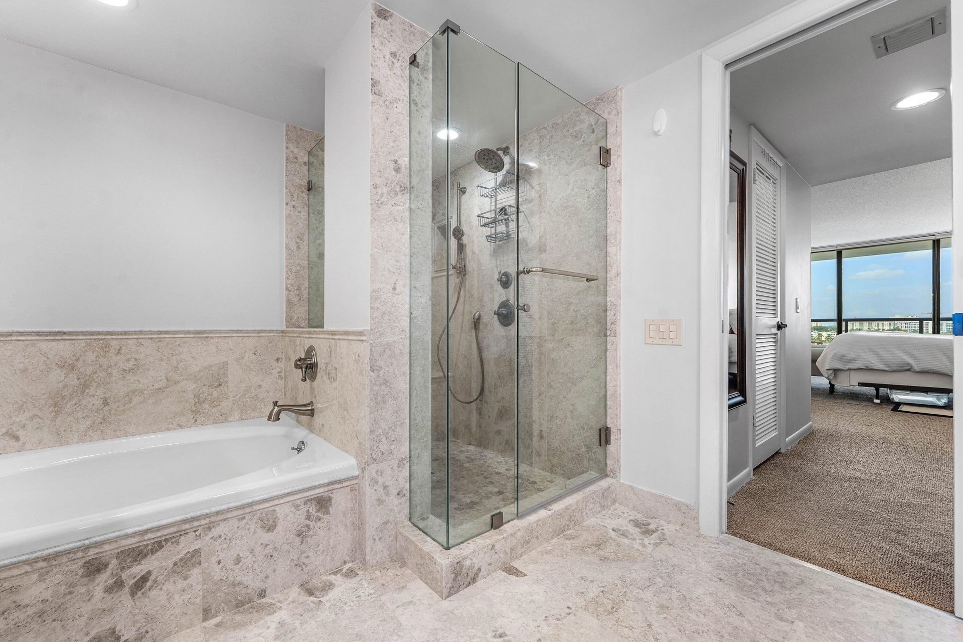 250 S Ocean Boulevard, Unit 8F, Boca Raton, FL 33432 Photo