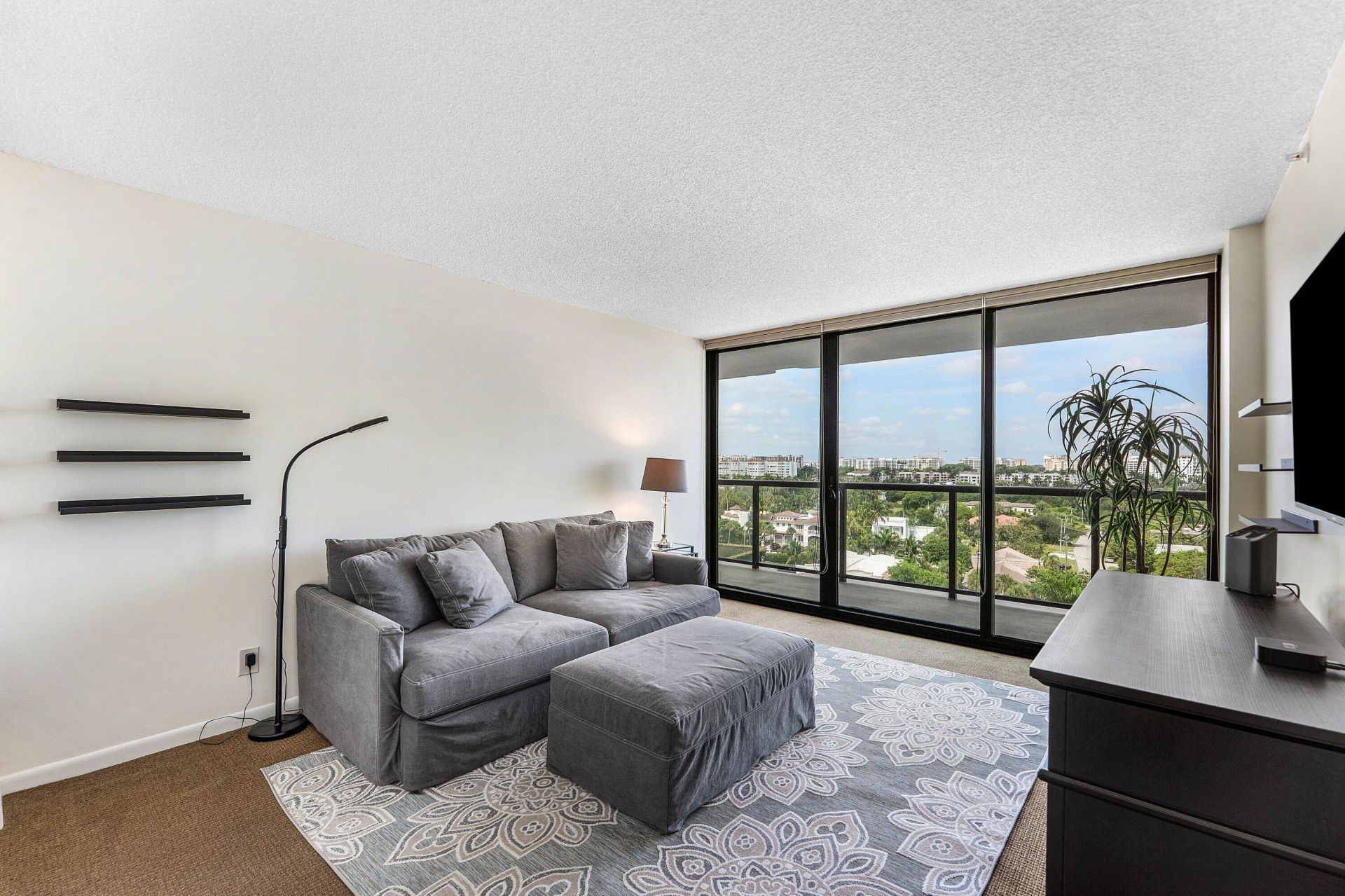 250 S Ocean Boulevard, Unit 8F, Boca Raton, FL 33432 Photo