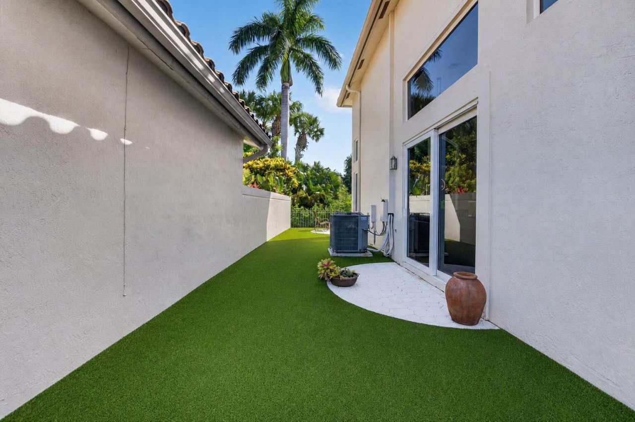 5338 NW 26th Circle, Boca Raton, FL 33496 Photo