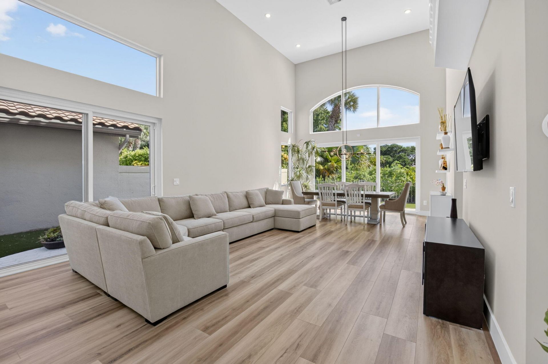 5338 NW 26th Circle, Boca Raton, FL 33496 Photo