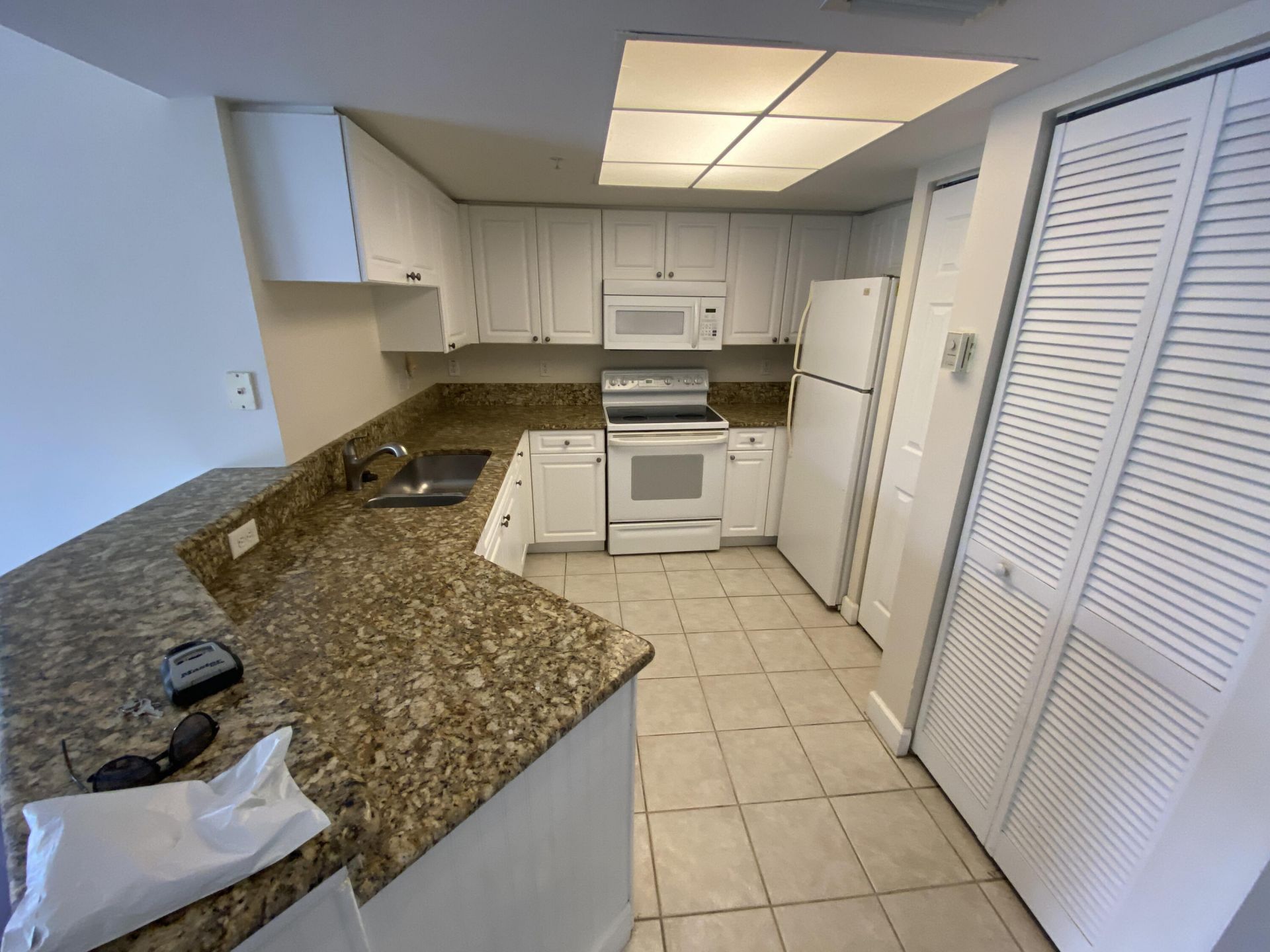 1100 S Crestwood Court S, Unit 1117, Royal Palm Beach, FL 33411 Photo