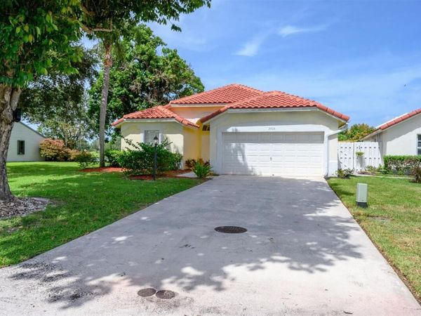 2606 Bedford Mews Drive, Wellington, FL 33414