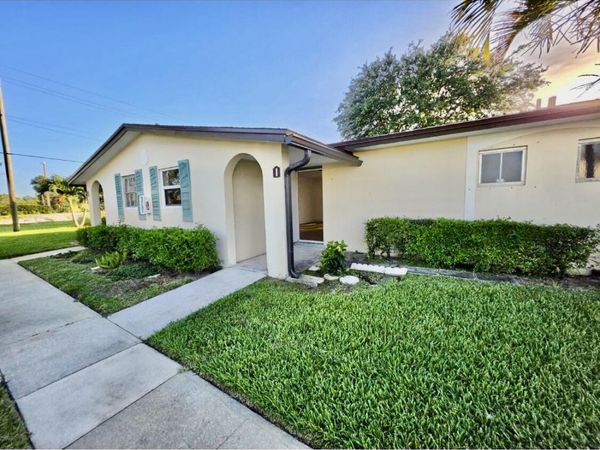 2965 Ashley Drive W, Unit I, West Palm Beach, FL 33415