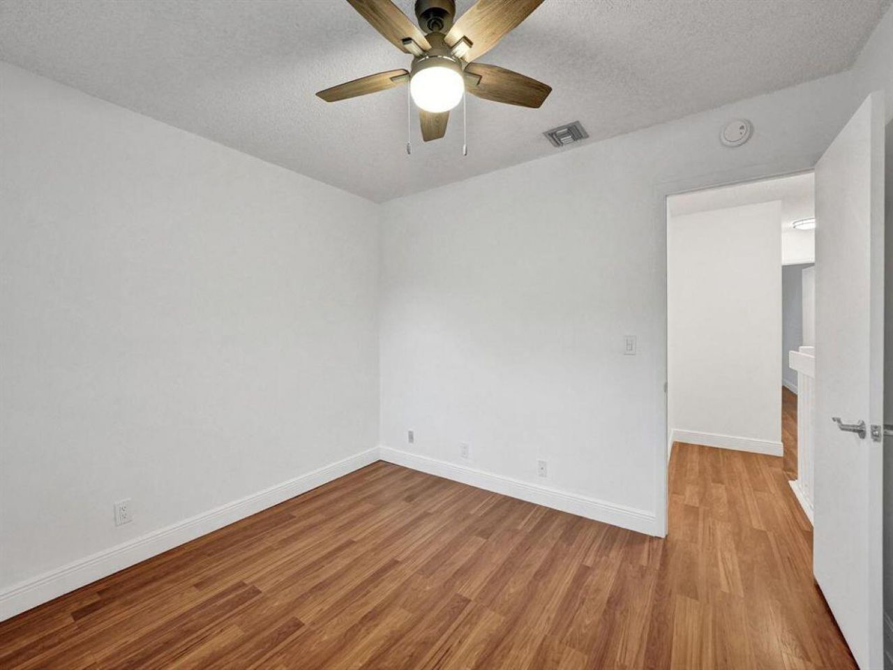 9845 Riverside Drive, Unit 8-28, Coral Springs, FL 33071 Photo