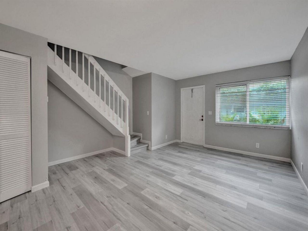 9845 Riverside Drive, Unit 8-28, Coral Springs, FL 33071 Photo