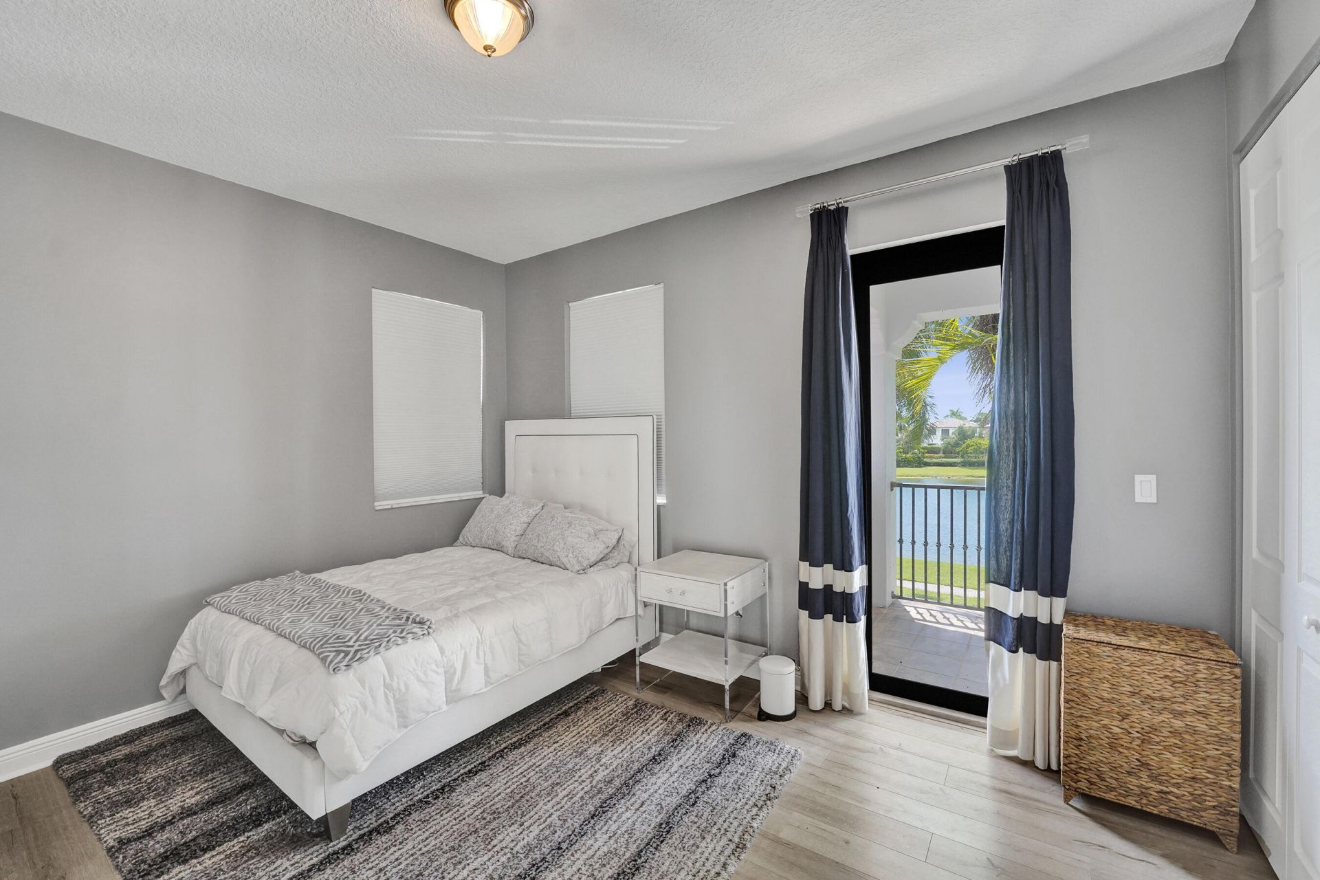 3760 NW 84th Way, Cooper City, FL 33024 Photo