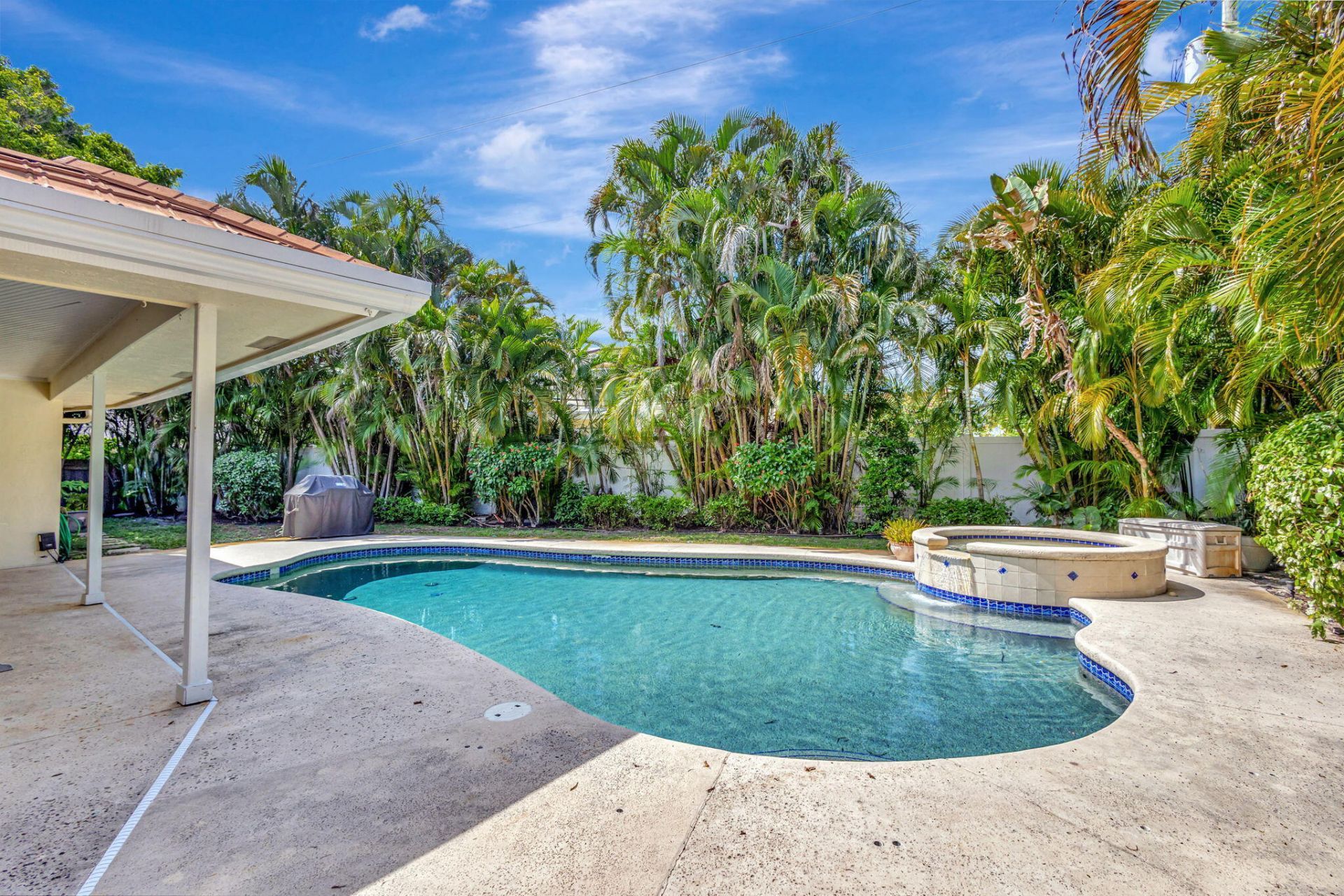 88 Pinehill Trail E, Tequesta, FL 33469 Photo