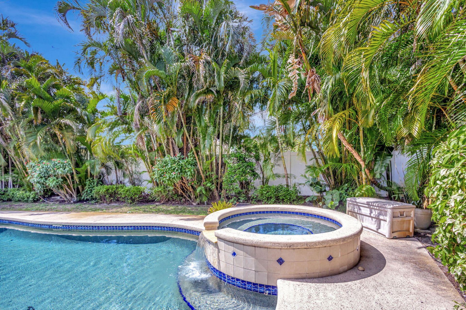88 Pinehill Trail E, Tequesta, FL 33469 Photo