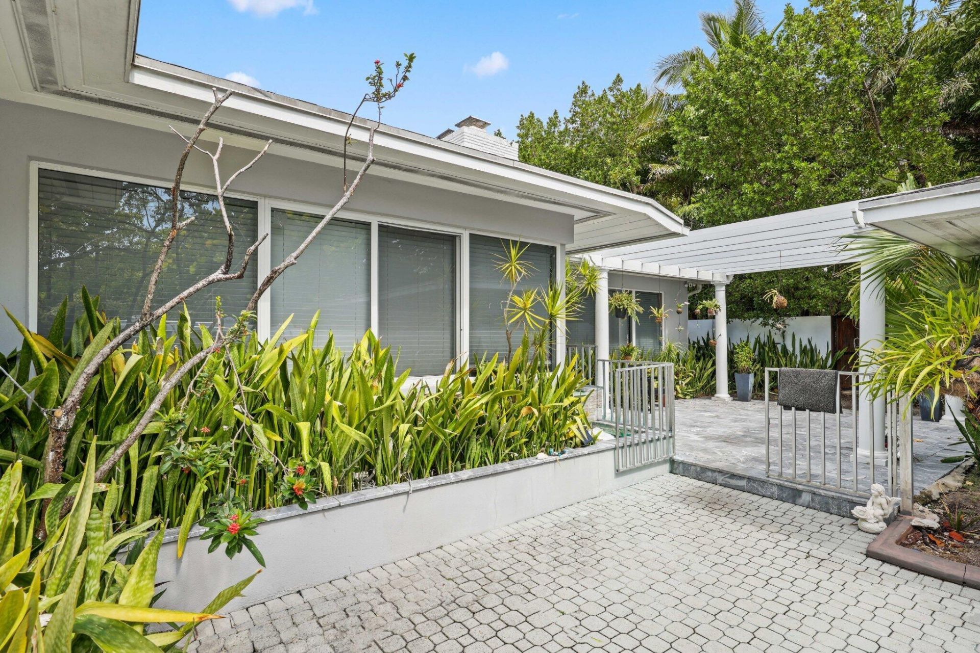 1313 Seabreeze Boulevard, Unit #B, Fort Lauderdale, FL 33316 Photo