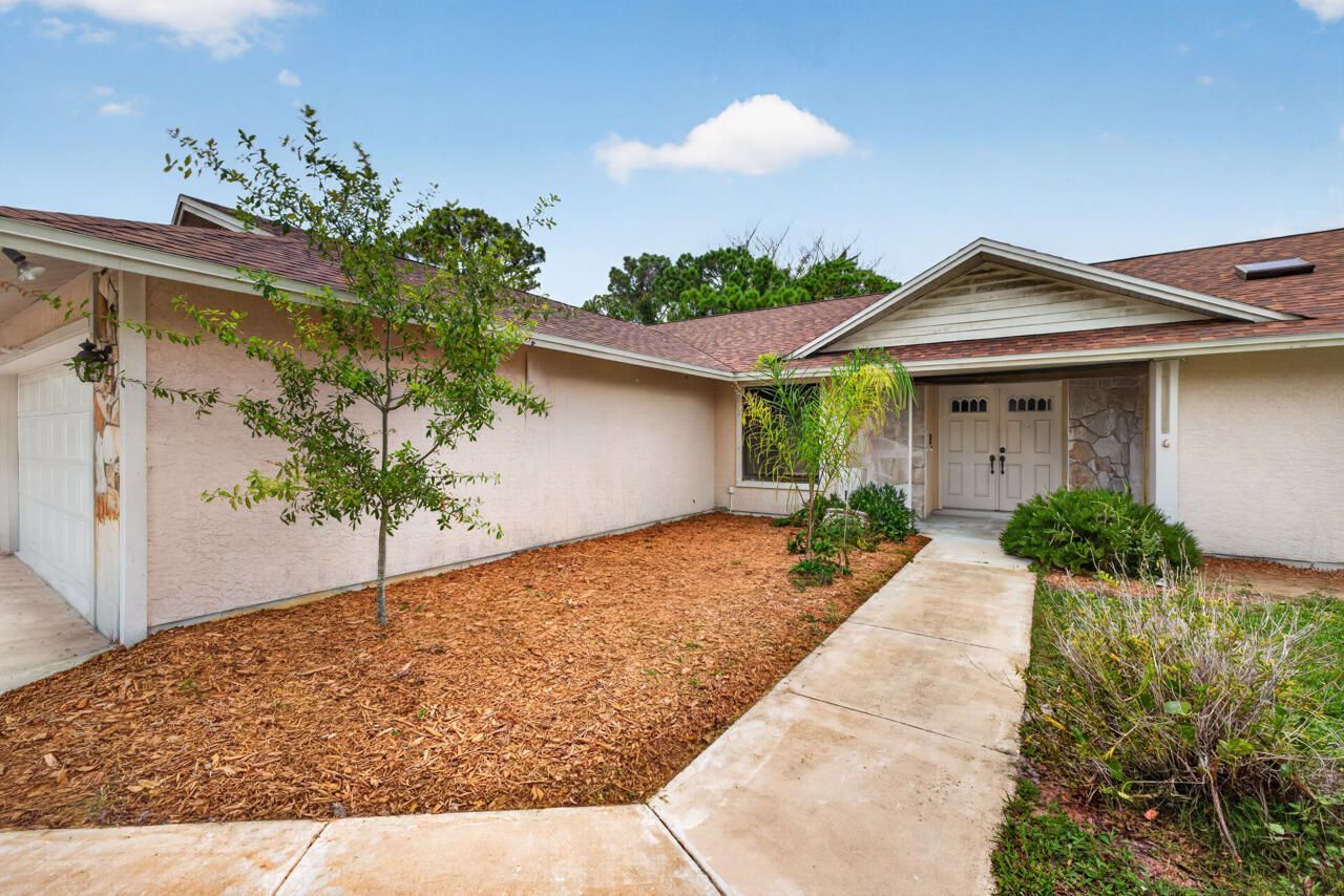 5803 Deer Run Drive, Fort Pierce, FL 34951 Photo