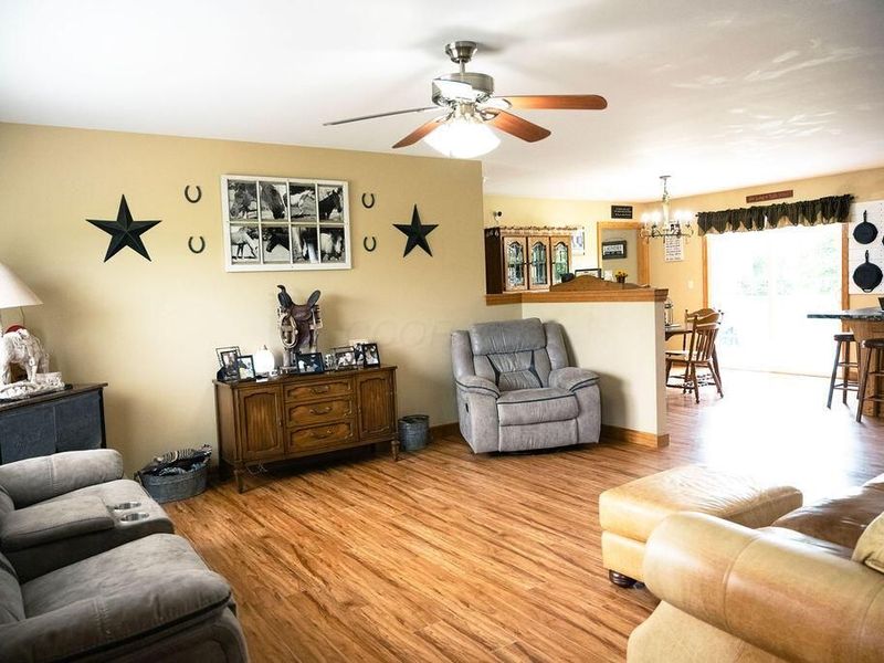 18160 Old Mansfield Road, Fredericktown, OH 43019 Photo 10
