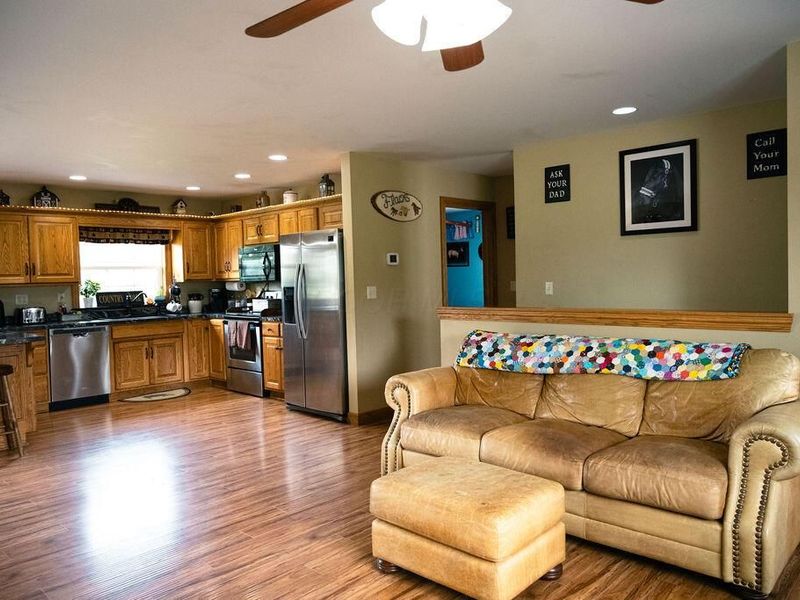 18160 Old Mansfield Road, Fredericktown, OH 43019 Photo 11