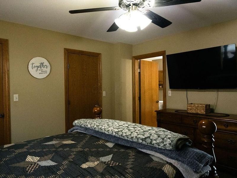 18160 Old Mansfield Road, Fredericktown, OH 43019 Photo 15